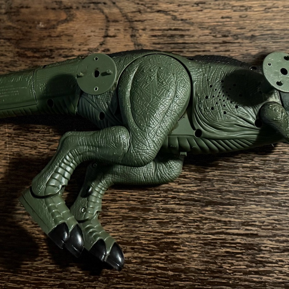 Dinosaur Action Figure - Green
